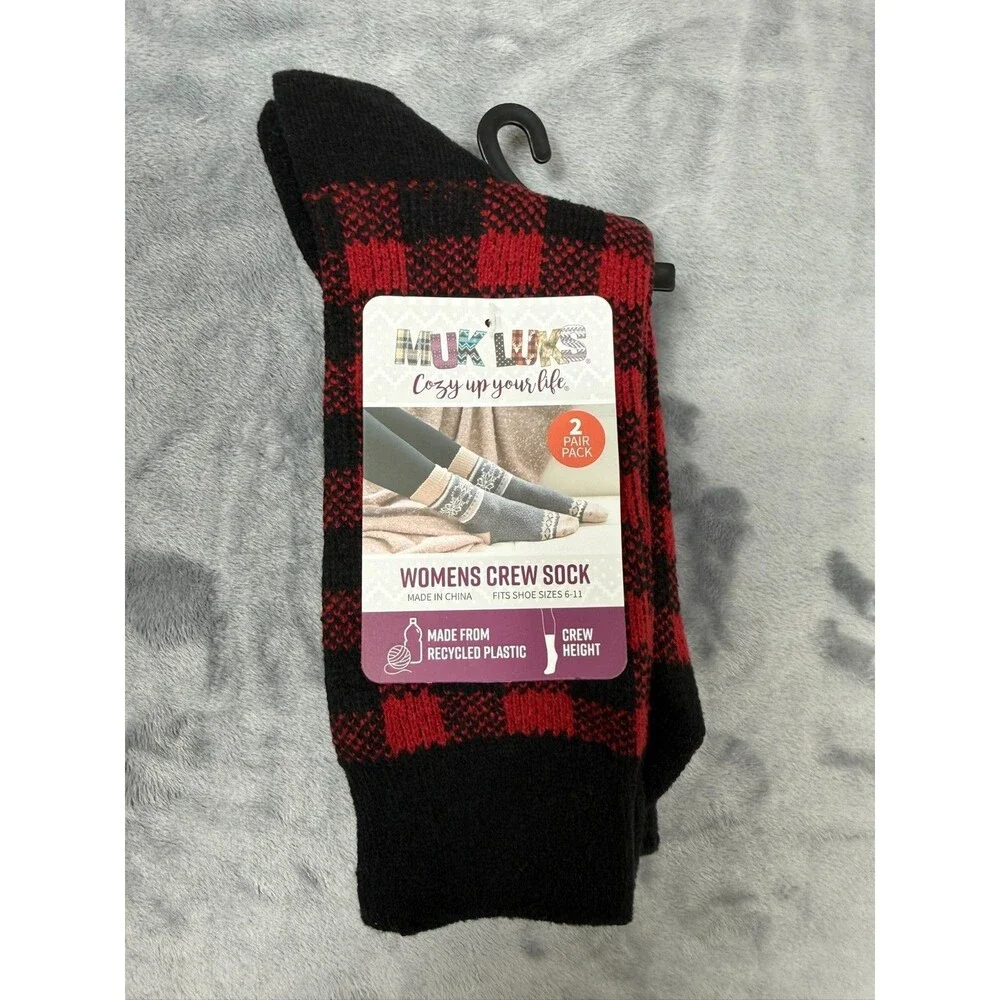 Muk Luk Women’s  2 Pair Pack Crew Height Socks size 6-11 Red/Black